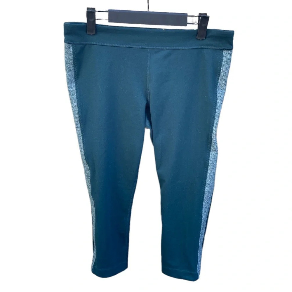 UNDER ARMOUR TEAL CROPPED LEGGINGS